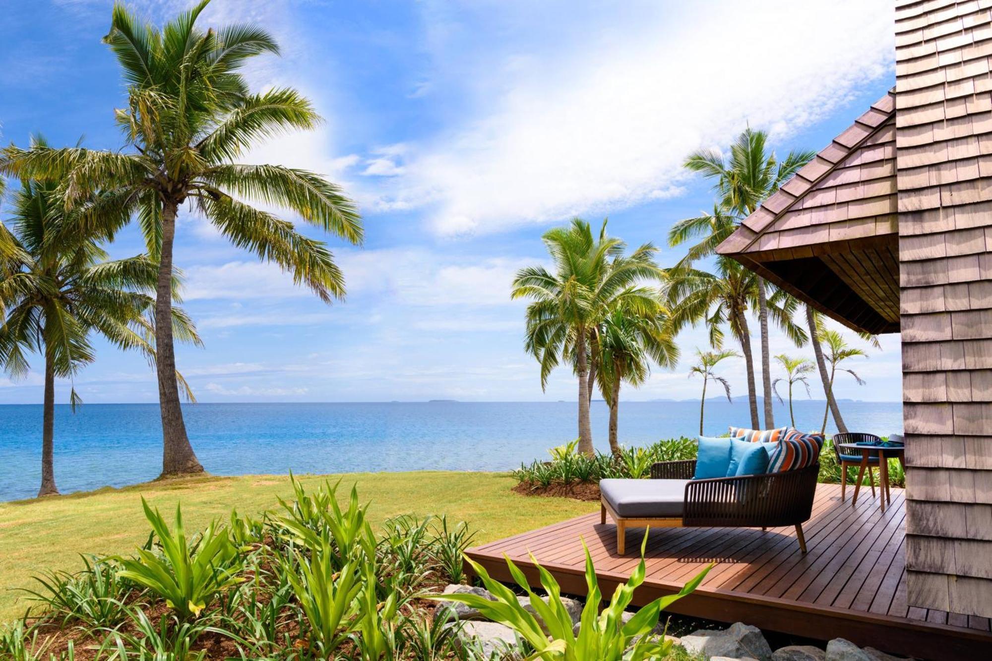 Royal Ocean Front Bure Villa 1 King Terrace